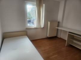 Schöne WG Zimmer in 5er WG mit Garten