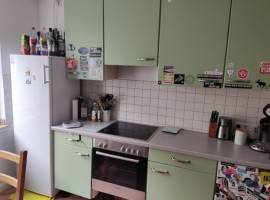 Großes WG-Zimmer in Top Lage im Saarlandstraßenviertel