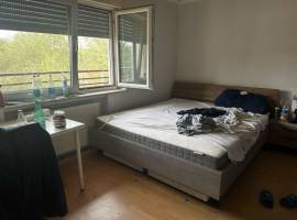 Gemütliches Zimmer in einer 3er WG