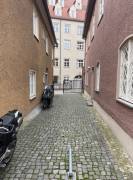 Möbliertes Zimmer in 9er Studenten-WG, absolut zentral