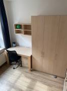 Möbliertes Zimmer in 9er Studenten-WG, absolut zentral