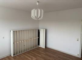 Sonniges Zimmer in 2er-WG, Amsterdamer Straße, ruhig.