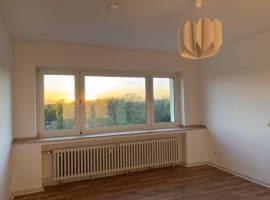 Sonniges Zimmer in 2er-WG, Amsterdamer Straße, ruhig.