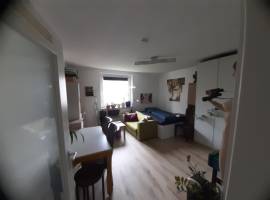 Ruhiges möbliertes 20m² Zimmer in 2 Zimmerwohnung zu vermieten