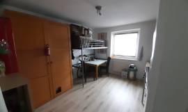 Ruhiges möbliertes 20m² Zimmer in 2 Zimmerwohnung zu vermieten