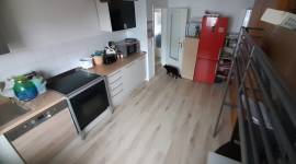 Ruhiges möbliertes 20m² Zimmer in 2 Zimmerwohnung zu vermieten